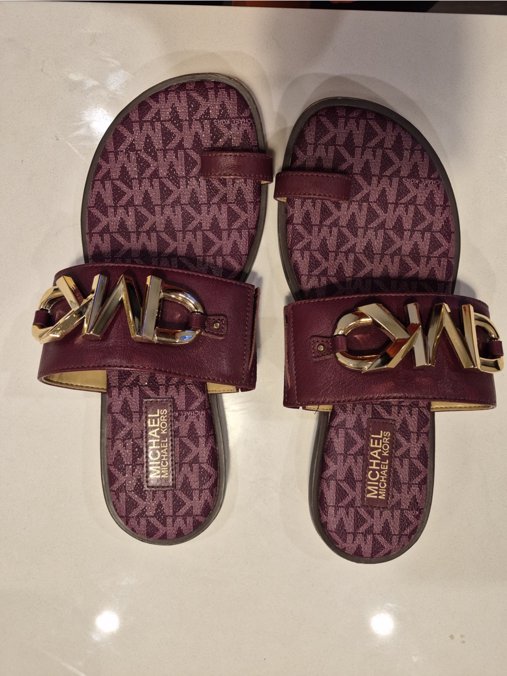 Michael Kors Men’s Burgundy Logo-Trim Slide Sandals size 5